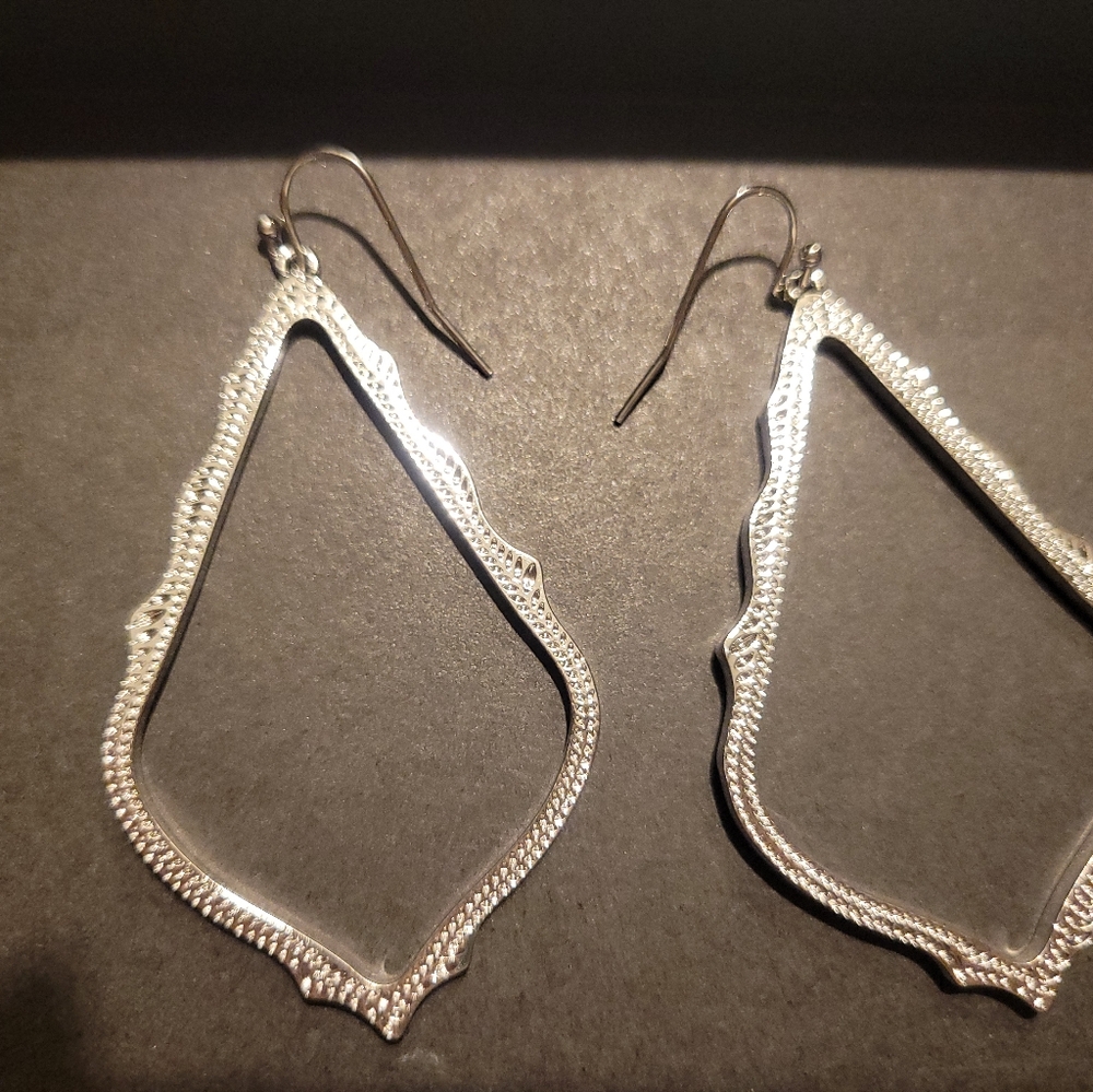 Kendra Scott Sophia Drop Earrings in Silver